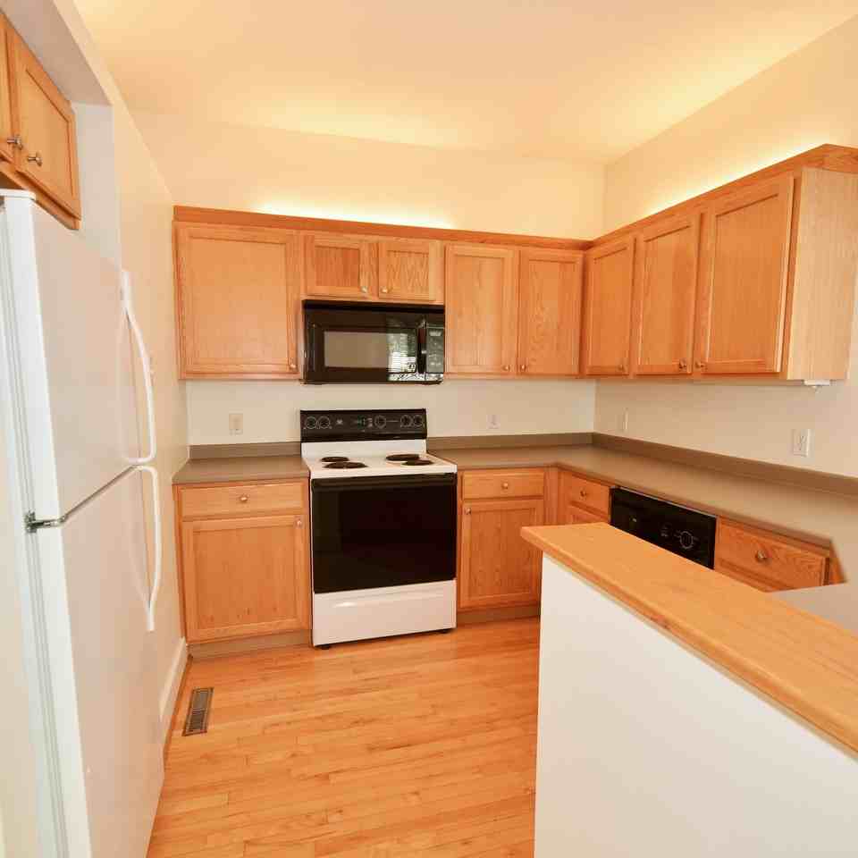 249 Carron St #NA - Photo 7 of 11