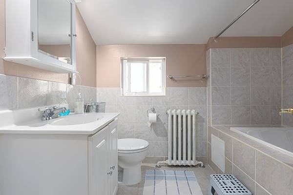 Pape Ave & Cosburn Ave. - Photo 3 of 8