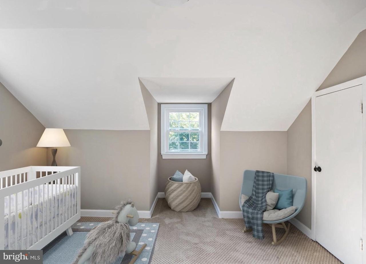 2617 E Maple St #1 - Photo 6 of 20