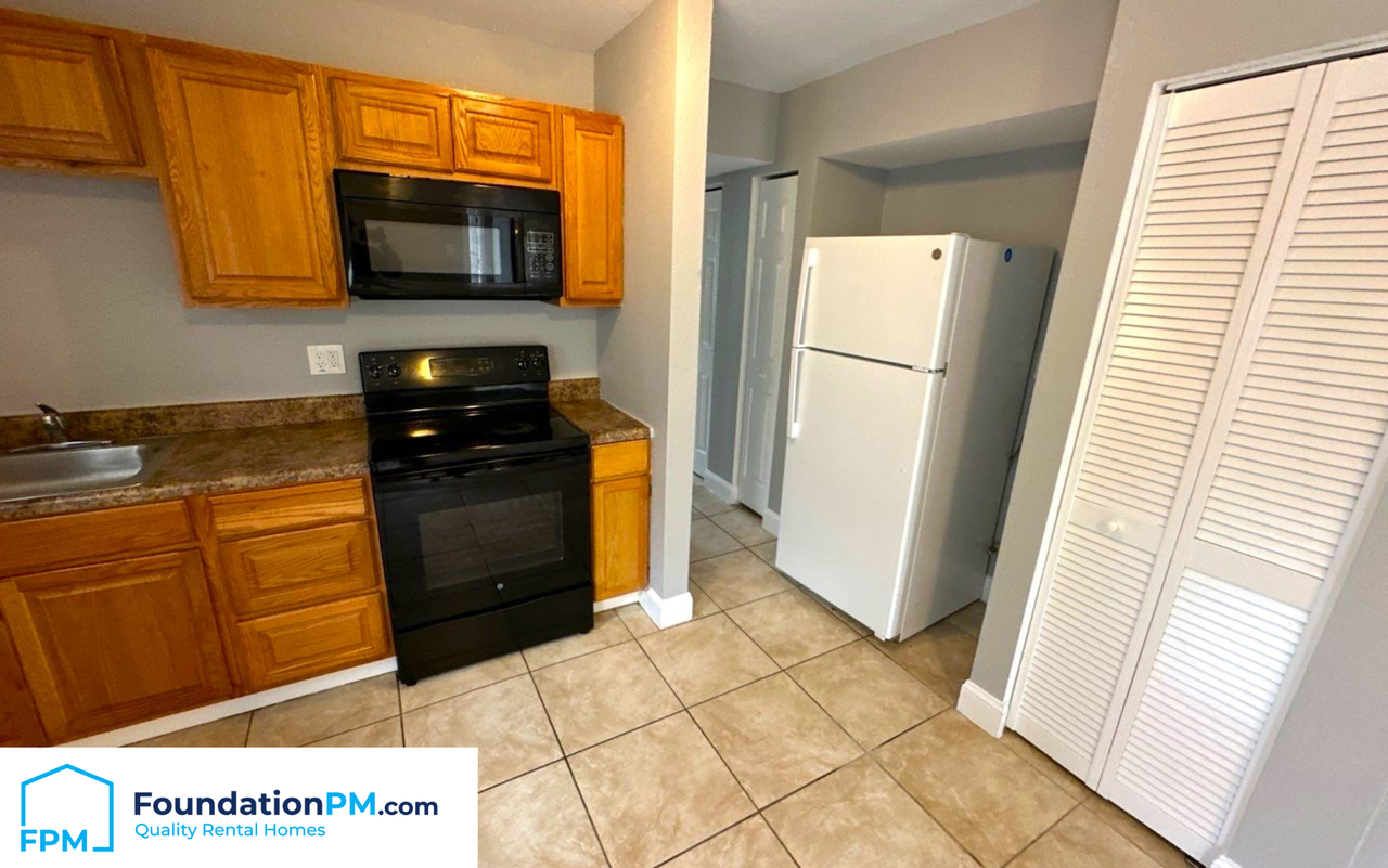 1165 Krayer Street2 #2 - Photo 3 of 7