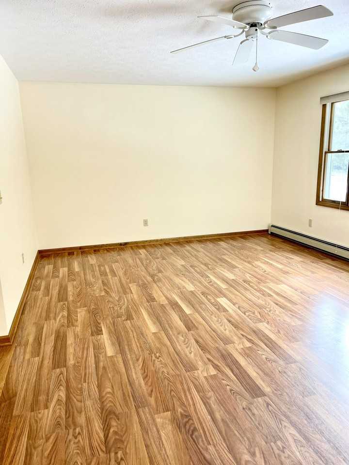 6683 Kenny Rd - Photo 3 of 21