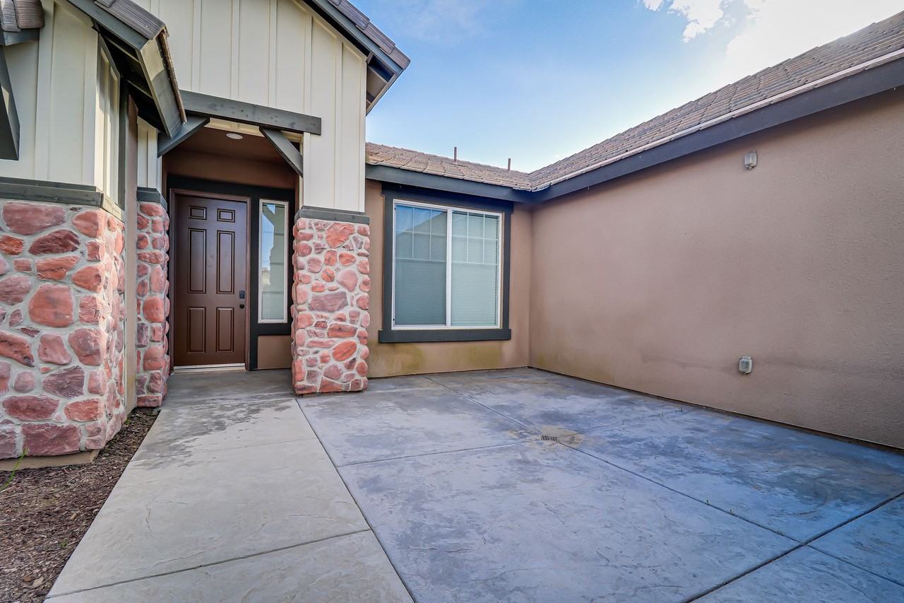 9203 Wolf River Ave - Photo 3 of 25