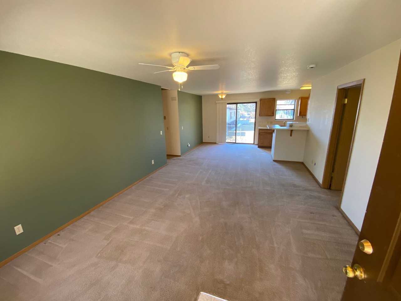 114 Hermosa Cir - Photo 3 of 24