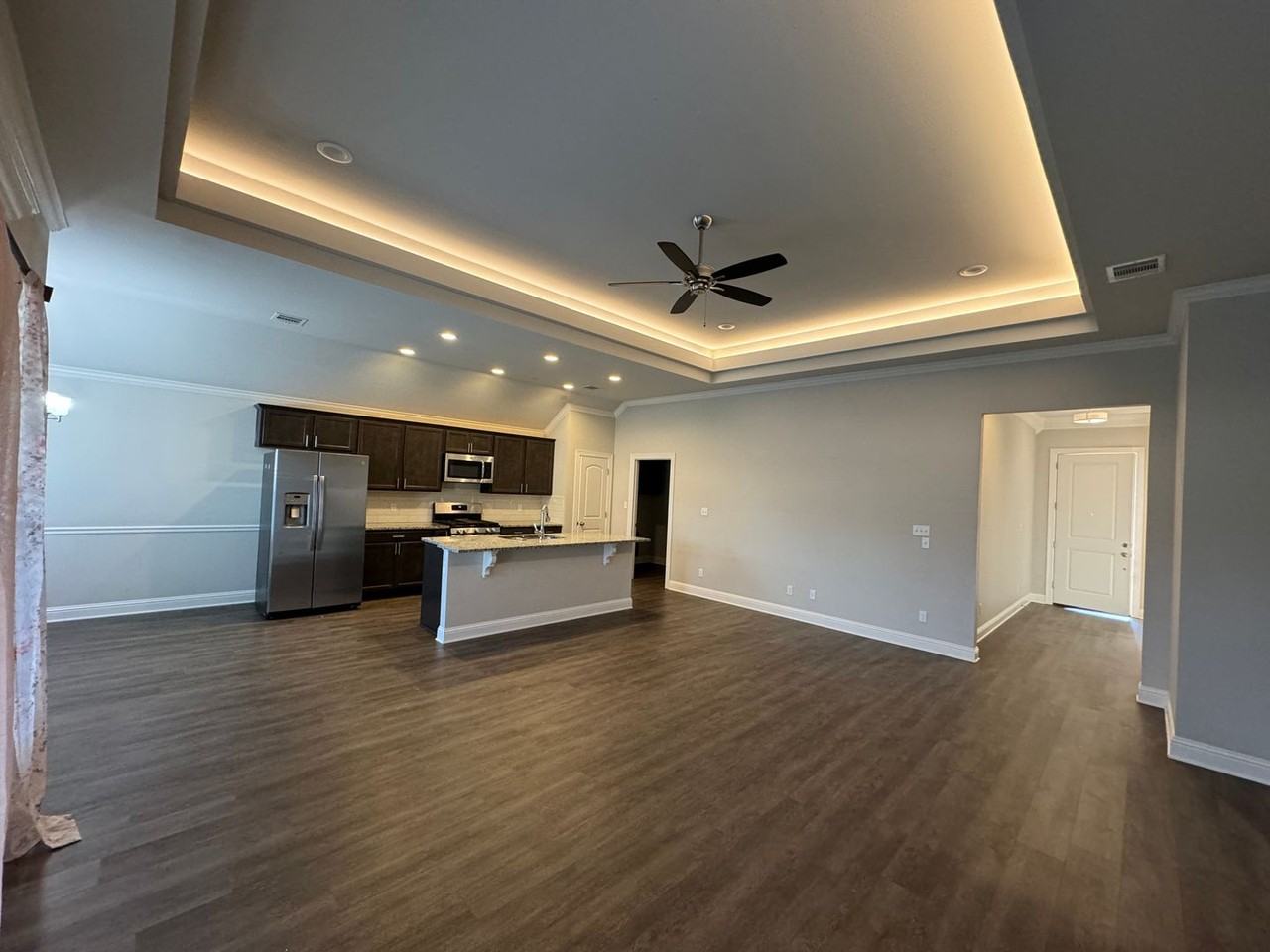 339 Camden Hl - Photo 6 of 16