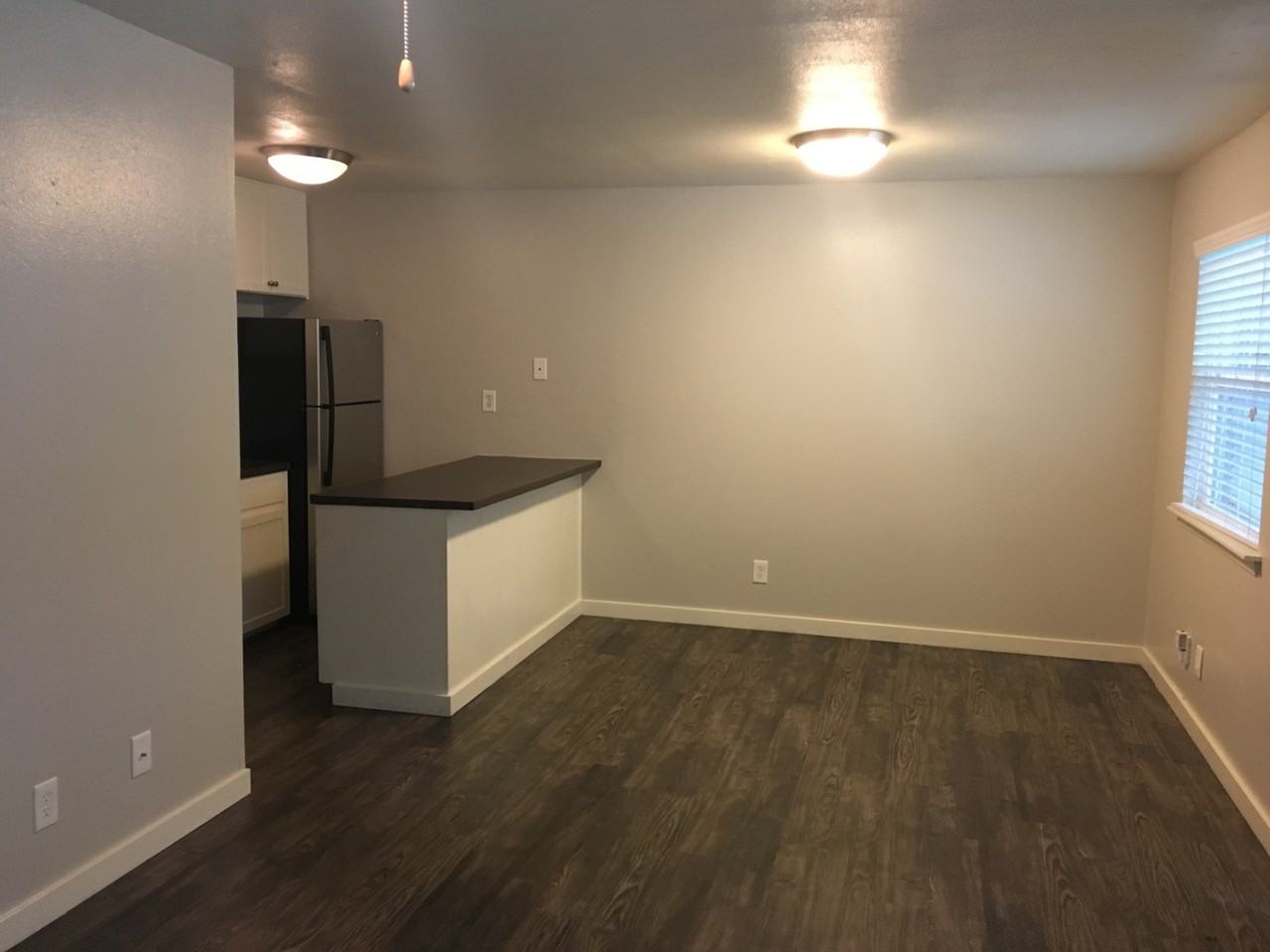 Zilker Capri Apts. - Photo 7 of 32