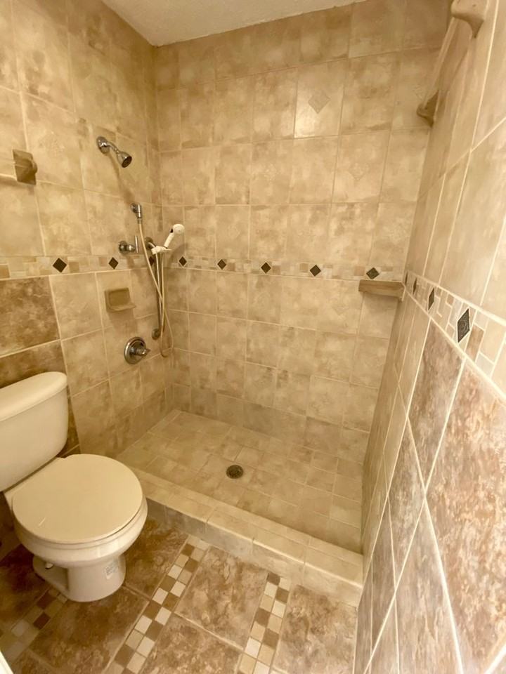322 Quail Hollow Dr - Photo 6 of 8