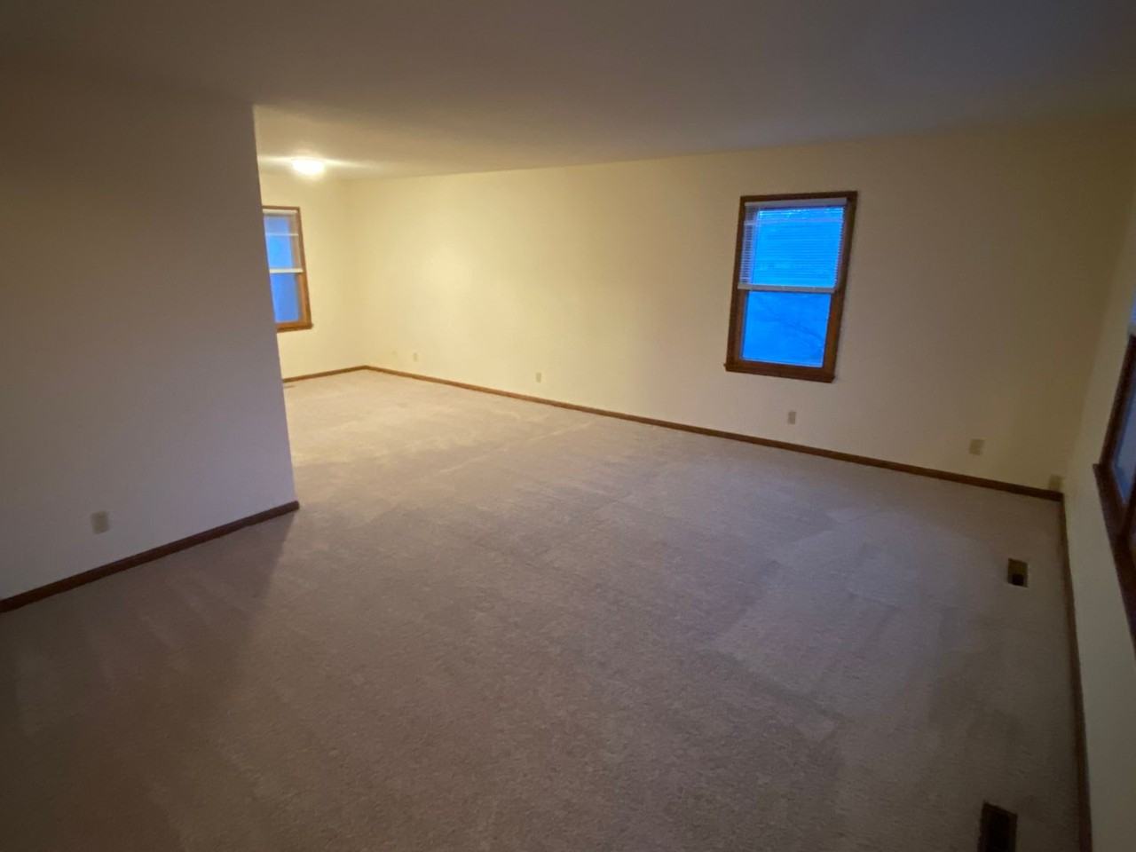112 Oneil Dr - Photo 5 of 23