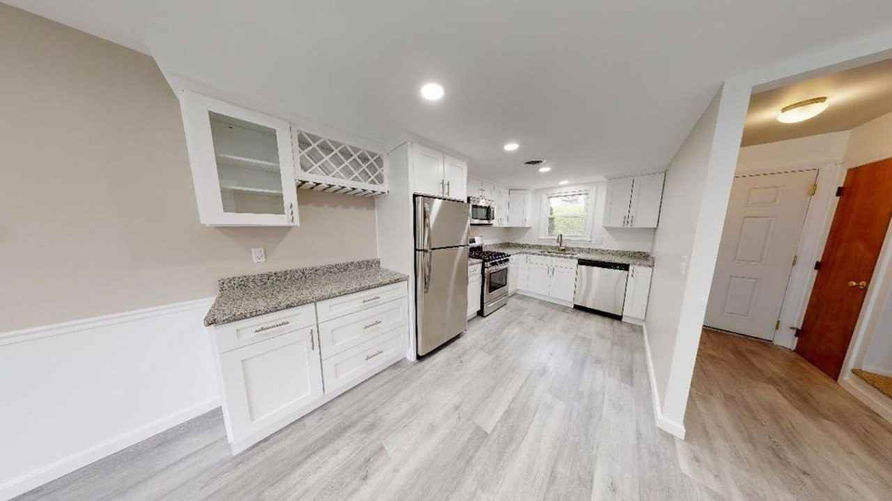 8 Crestview Drive - Photo 2 of 22