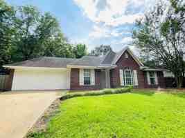 featured image of 2112 Harris Dr