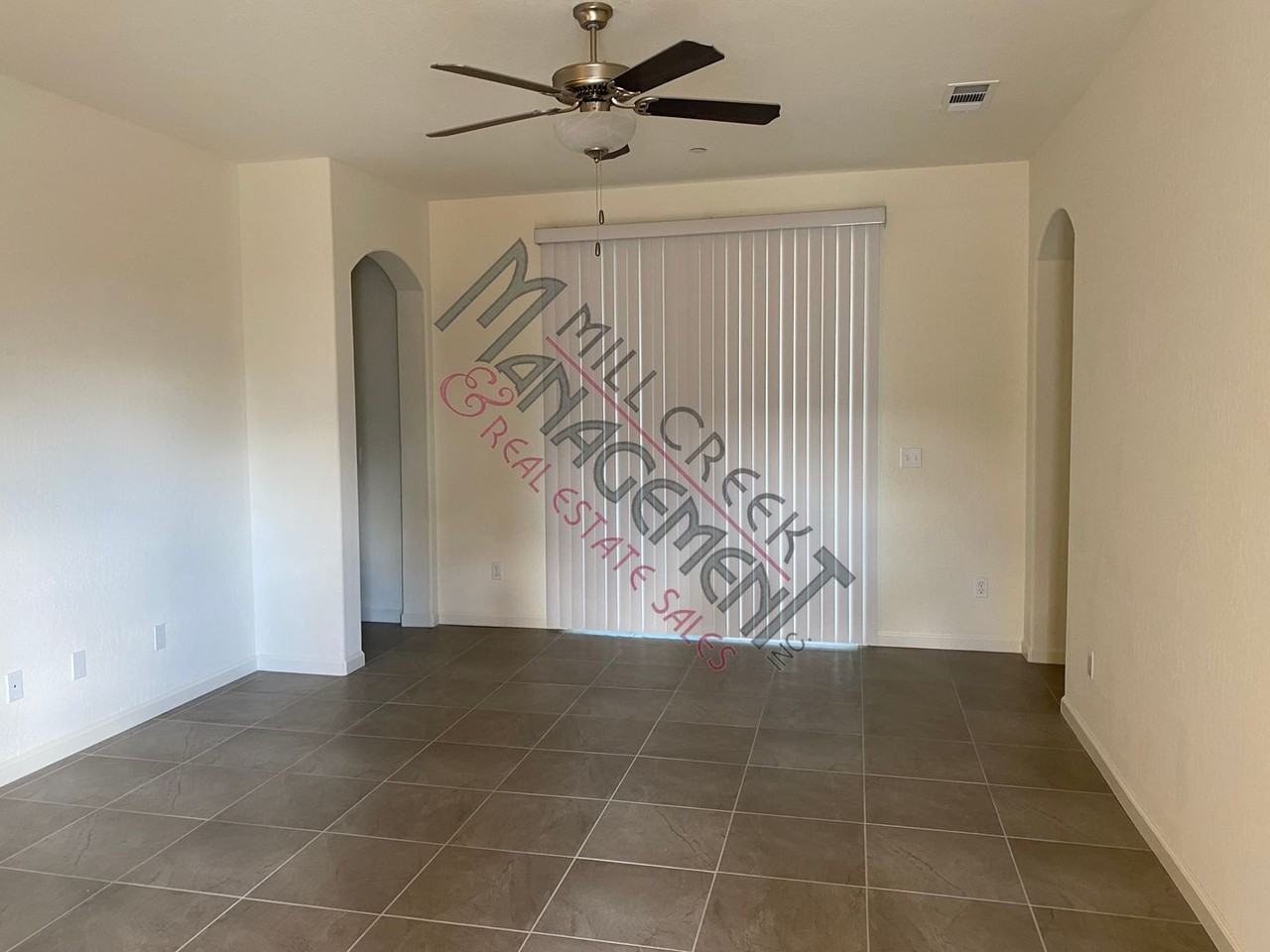 344 W Kimball Ave - Photo 5 of 18