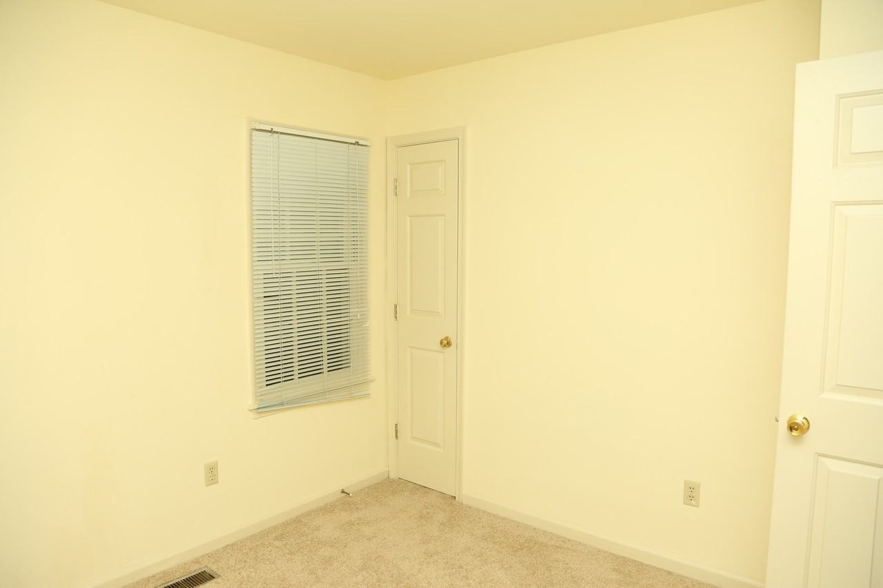 380 Minor Ridge Rd - Photo 5 of 14
