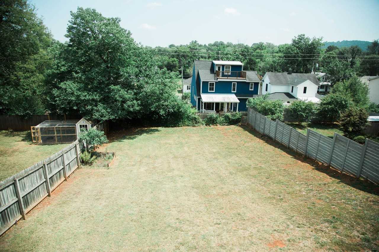 412 13th St Ne - Photo 3 of 22