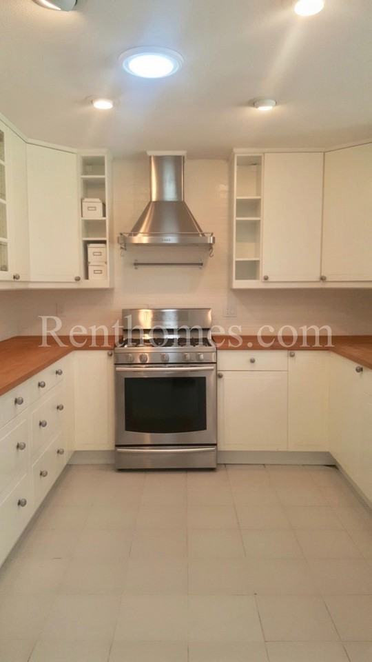 10019 Knight Dr - Photo 5 of 19