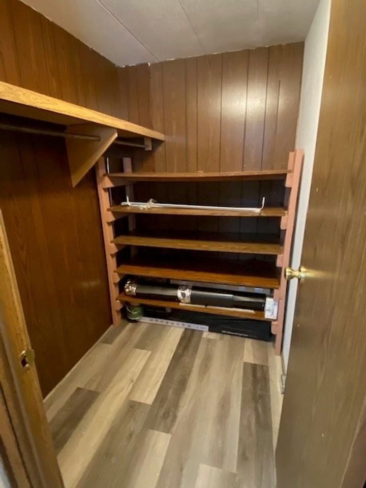 346 Frost Ln - Photo 2 of 24