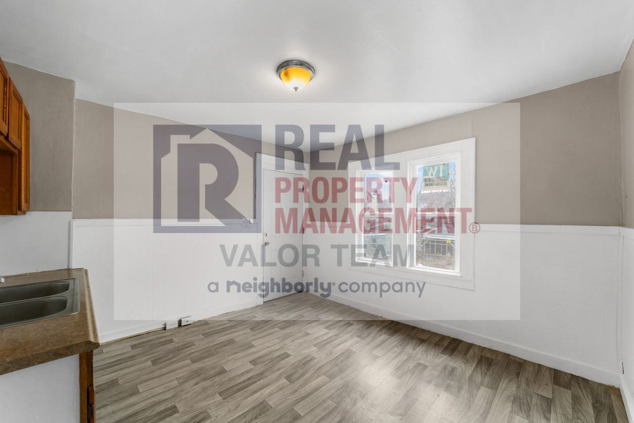 3439 W 65th St, - Photo 3 of 12