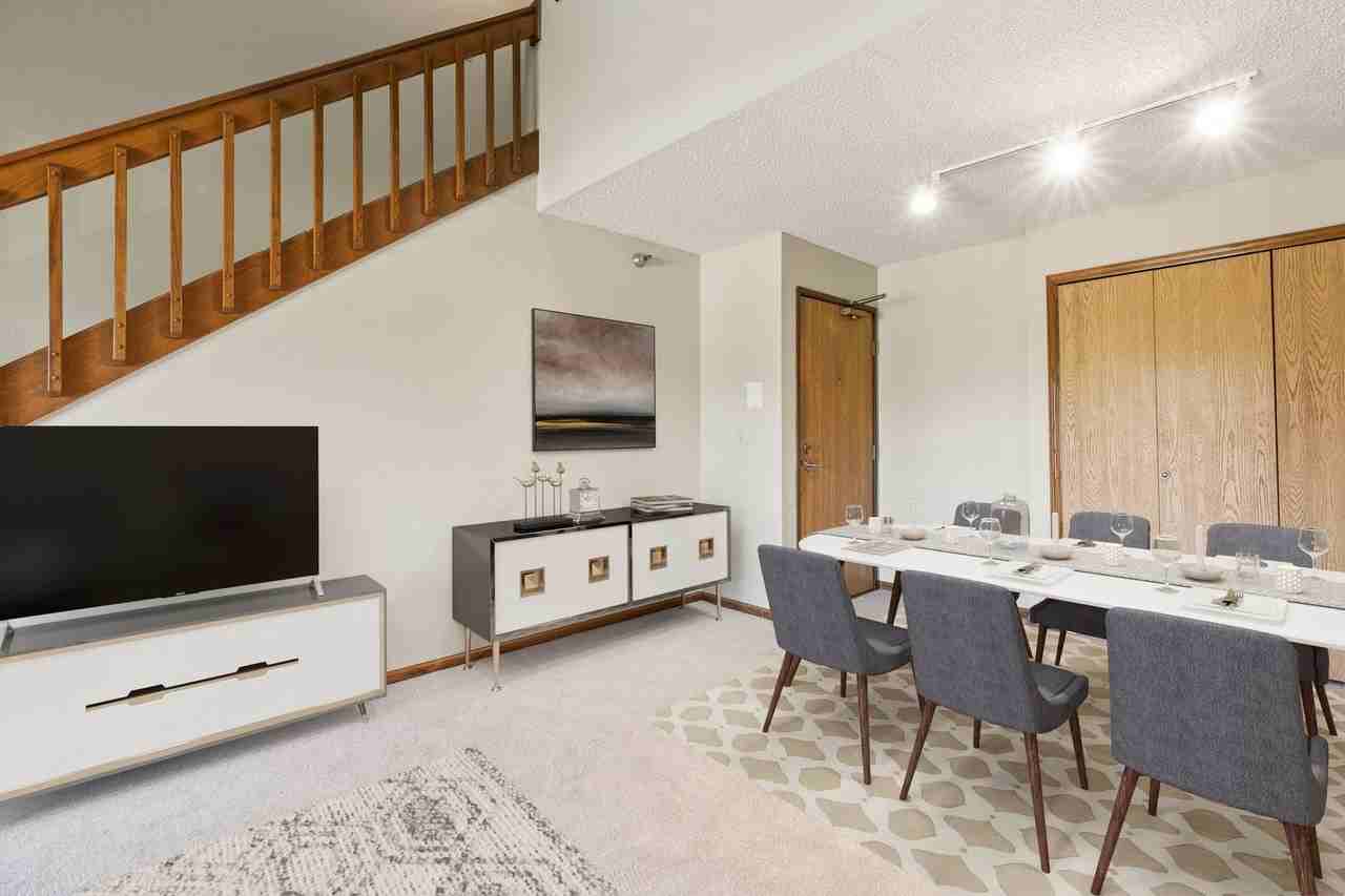 Fairway Meadows Associates LLP - Photo 2 of 10