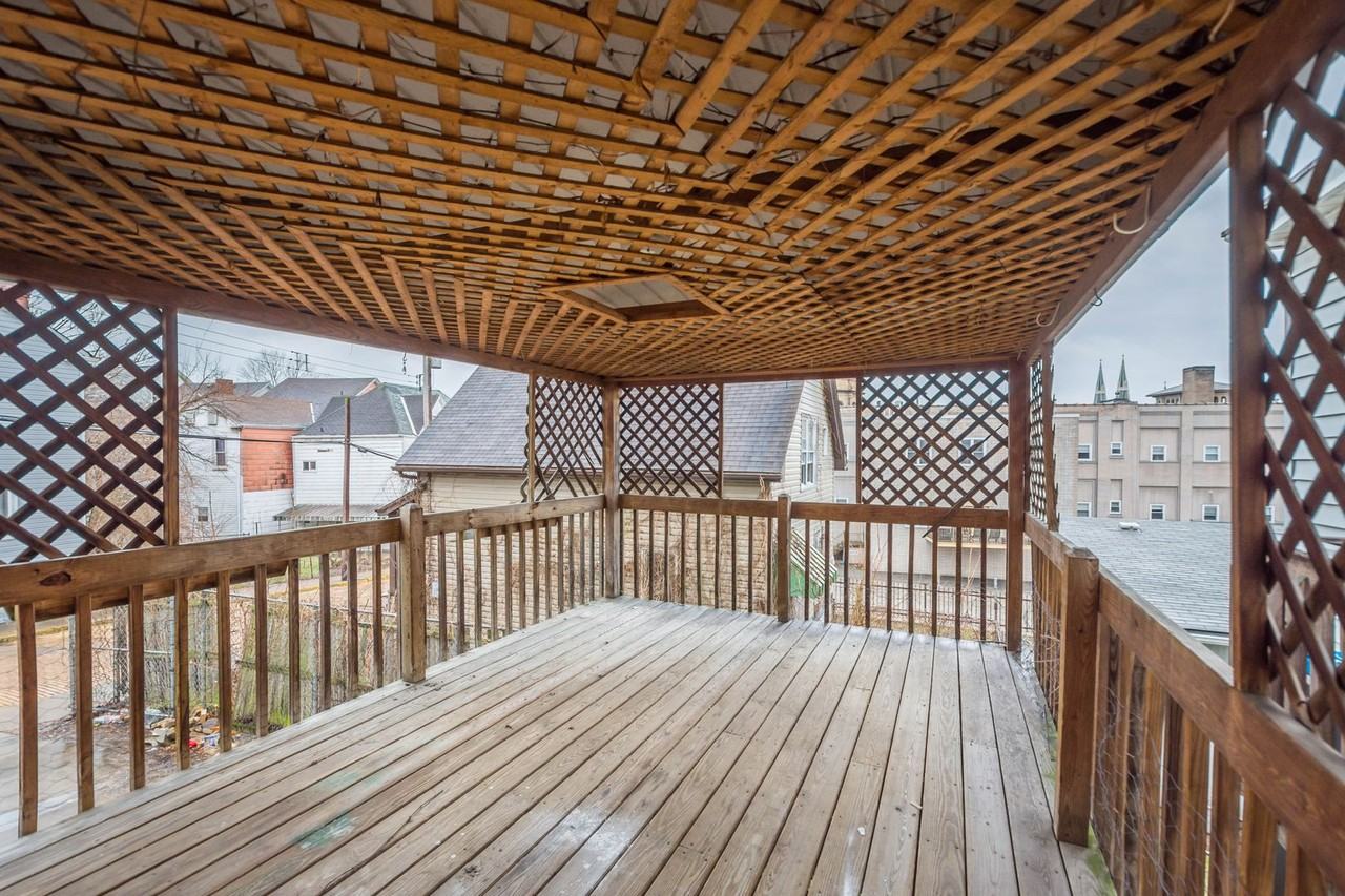 801 Frank St - Photo 6 of 28