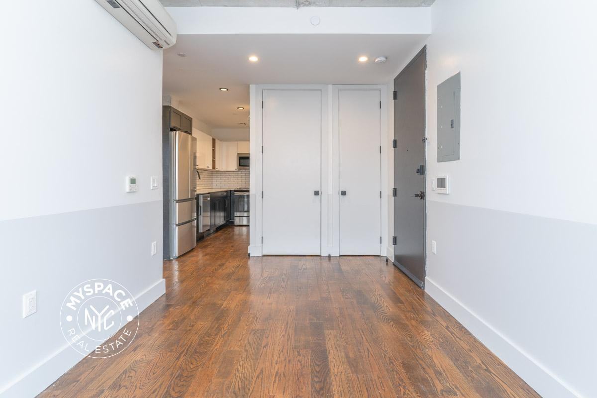 3119 37th St #4D - Photo 6 of 31