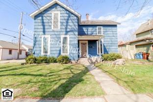 210 1/2 W 4th St - Photo 1 of 1