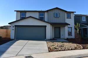 featured image of 1316 Eagle Crest Ct