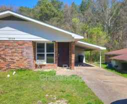 3329 Pinewood Ave #B - Photo 1 of 1