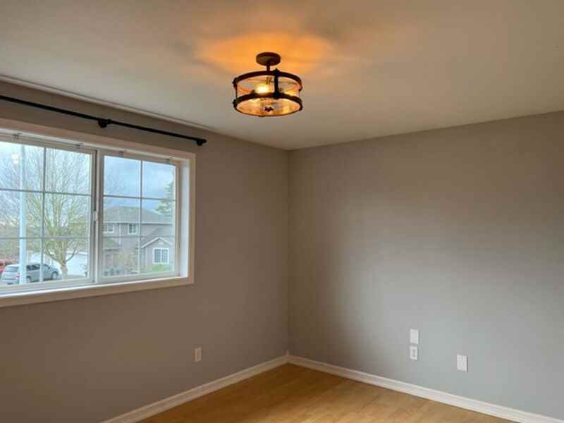 26525 Fox Hill Dr N - Photo 6 of 19