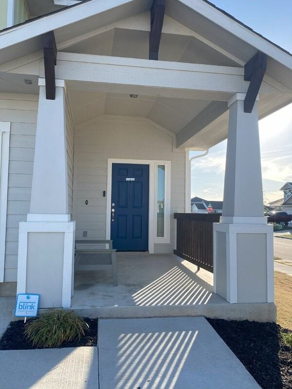211 Living Reef Dr - Photo 3 of 16