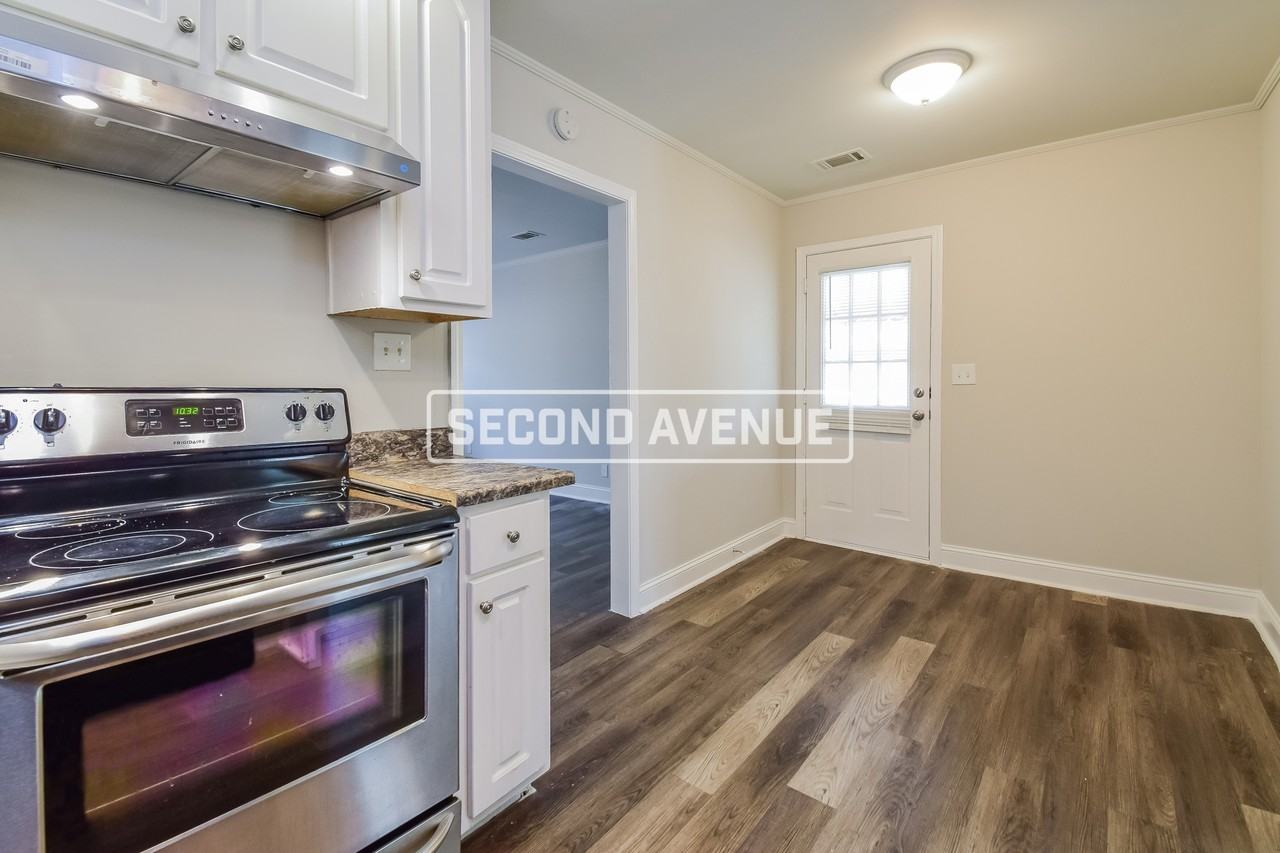 232 N Lake Dr - Photo 2 of 22