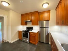 931 - 11th Ave E - Photo 1 of 1