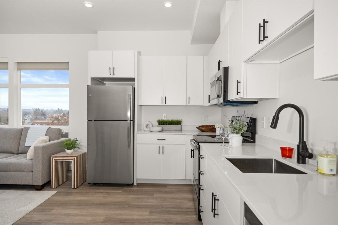 Millennium Monroe - Photo 2 of 50