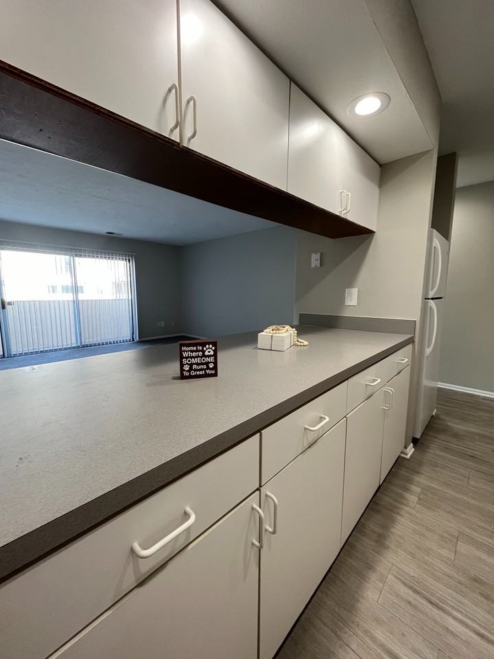 Market Mohawk Apartments - Photo 4 of 45