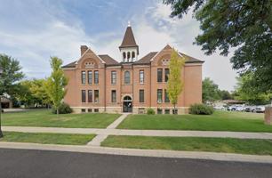 featured image of 442 Belgrade Ave