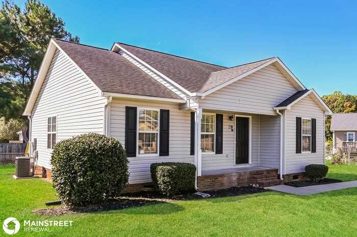 179 3rd Ave - Photo 3 of 16