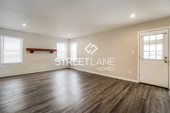 1847 Seasprite Dr - Photo 2 of 16