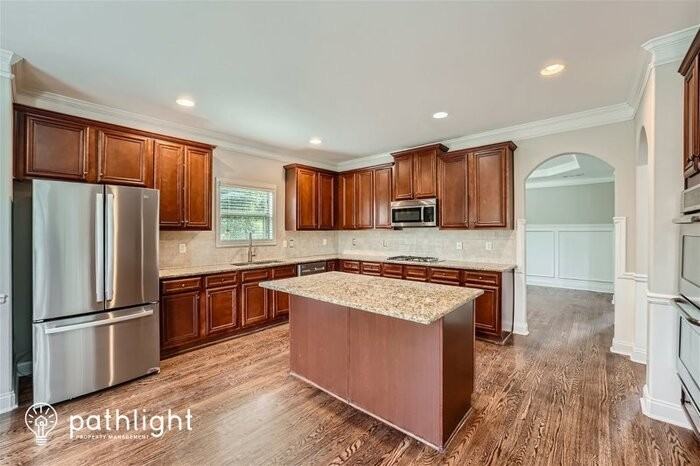 3637 Lake Estates Way - Photo 2 of 34