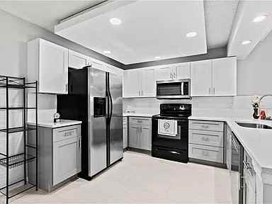 6404 Royal Woods Dr #1 - Photo 3 of 9