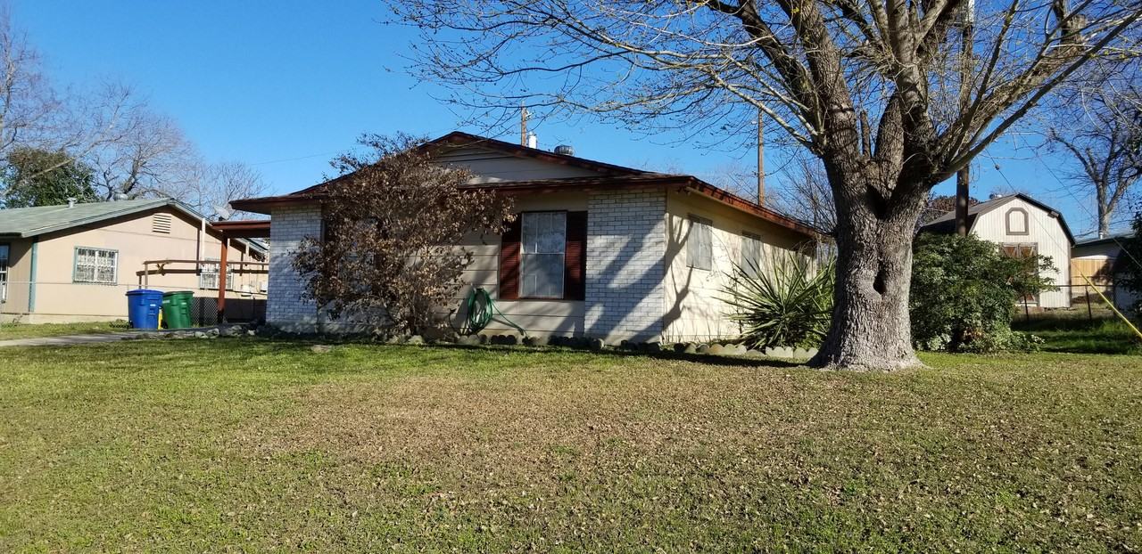 111 Stapleton St #NA - Photo 2 of 13