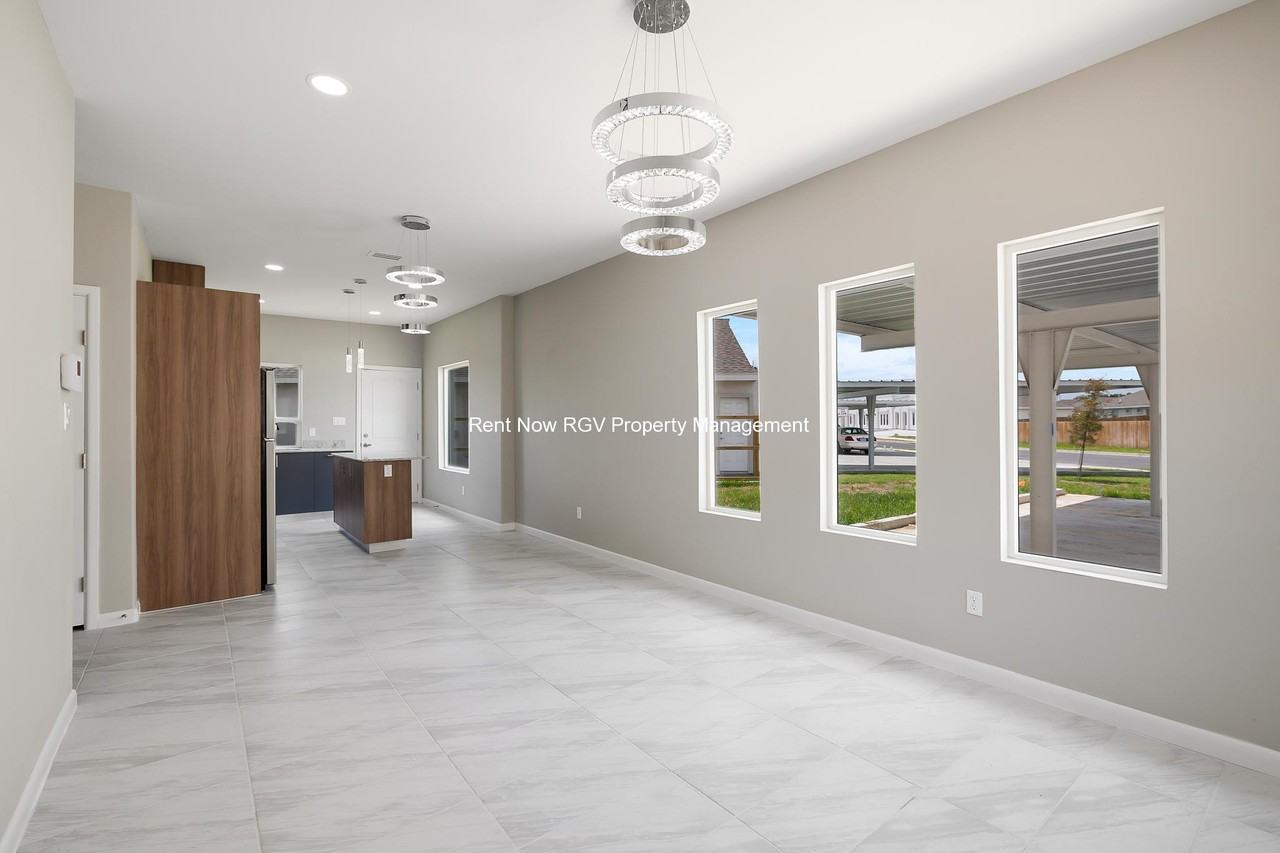 3912 Las Vistas Ln #3 - Photo 7 of 17