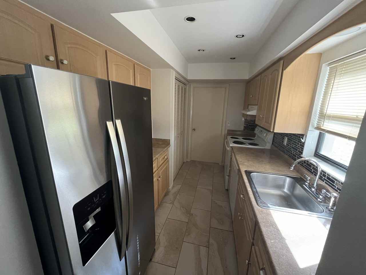 14 Chinaberry Cir #NA - Photo 3 of 7