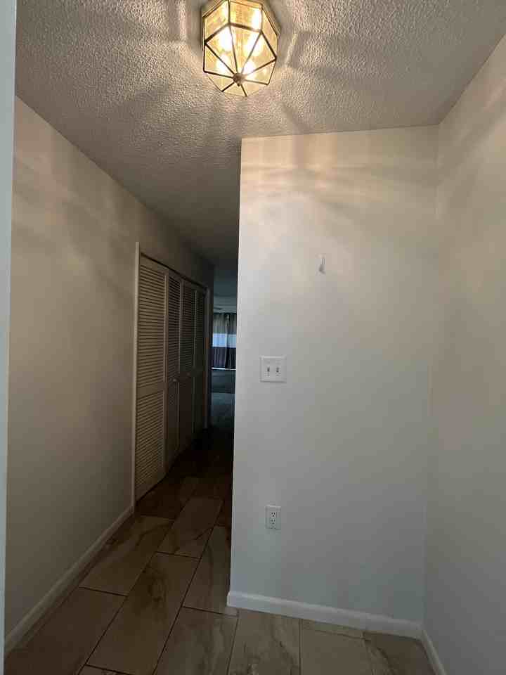 14 Chinaberry Cir #NA - Photo 4 of 7