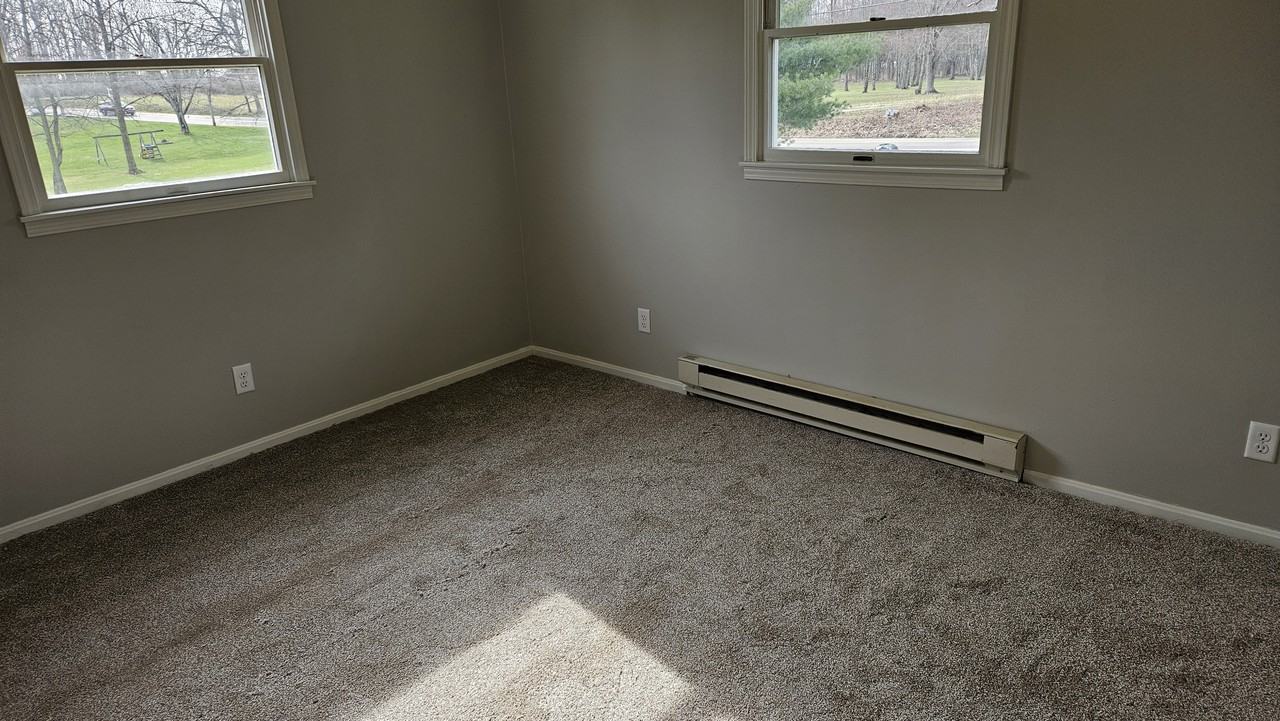 1050 Lewis Road - Photo 6 of 8