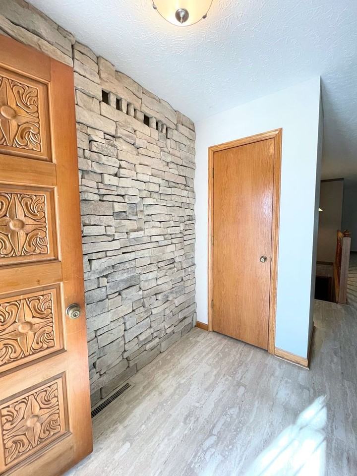 1623 Jody Ln - Photo 3 of 50