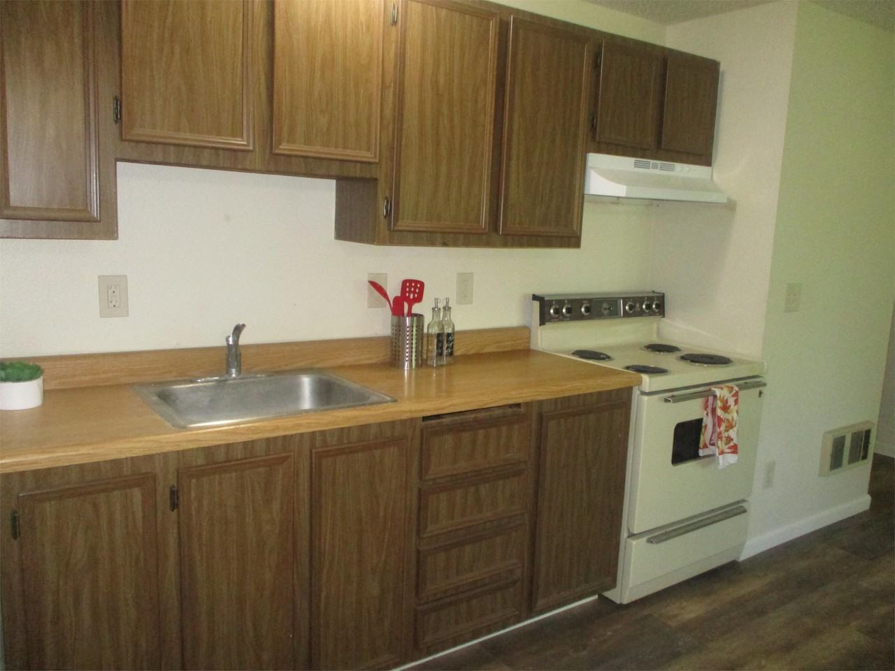 1309 Ne Hogan Pl #1309 - Photo 2 of 10
