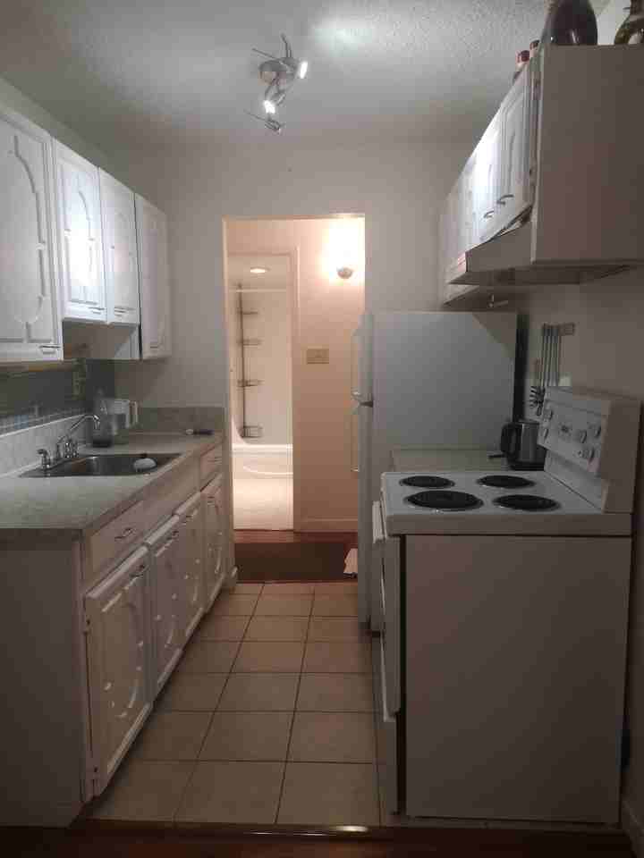 Howard Ave & Capitol Dr