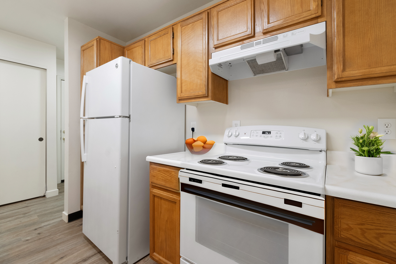 Quail Manor Townhomes - Photo 5 of 38