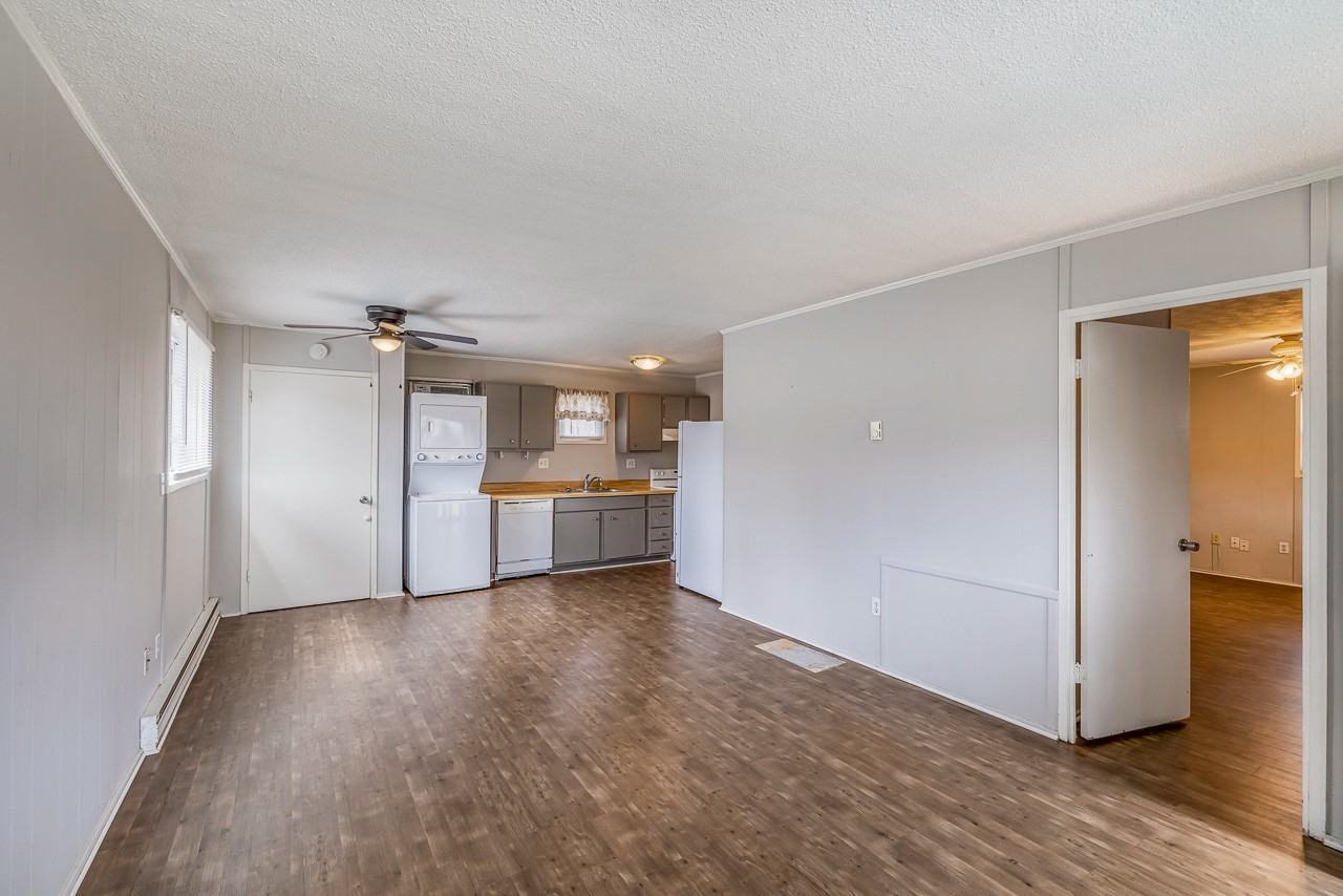 34 Kimbell Ct #1 - Photo 2 of 10