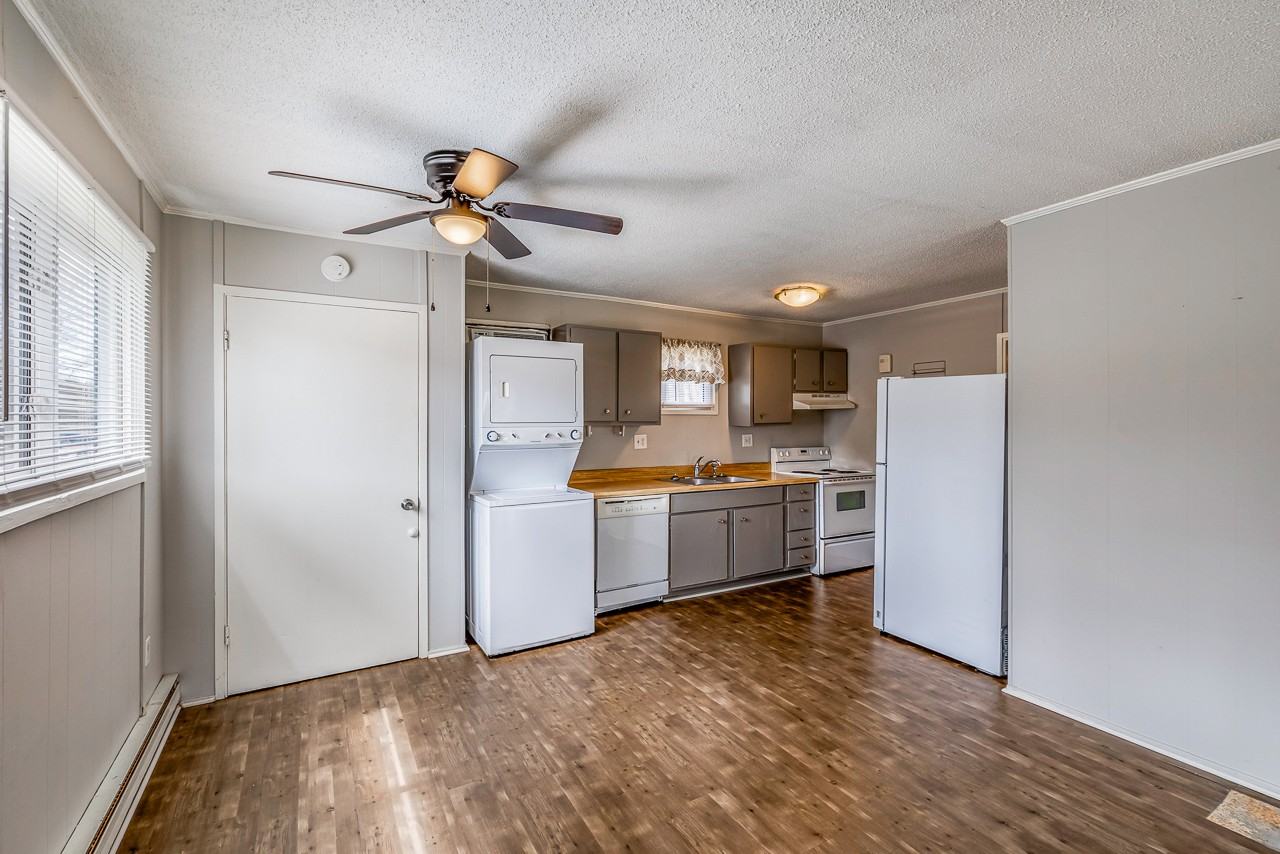 34 Kimbell Ct #1 - Photo 3 of 10