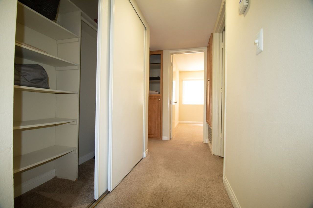 Gold Coast Apartments - Photo 6 of 25
