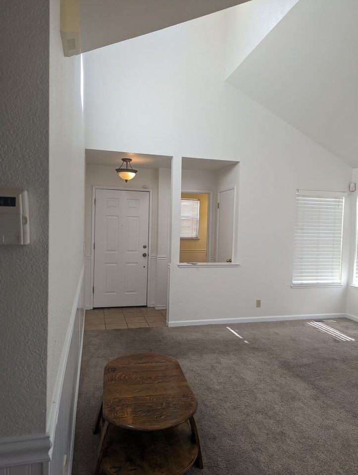 307 Vintage Glen Ct - Photo 3 of 21