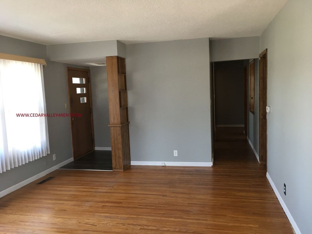 1570 E Ridgeway Ave - Photo 6 of 9